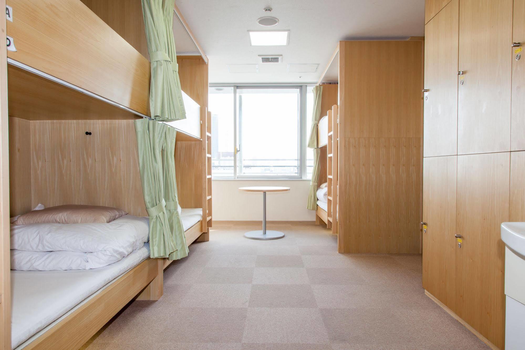 Shin-Osaka Youth Hostel Eksteriør billede