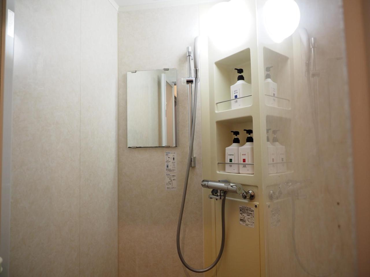 Shin-Osaka Youth Hostel Eksteriør billede